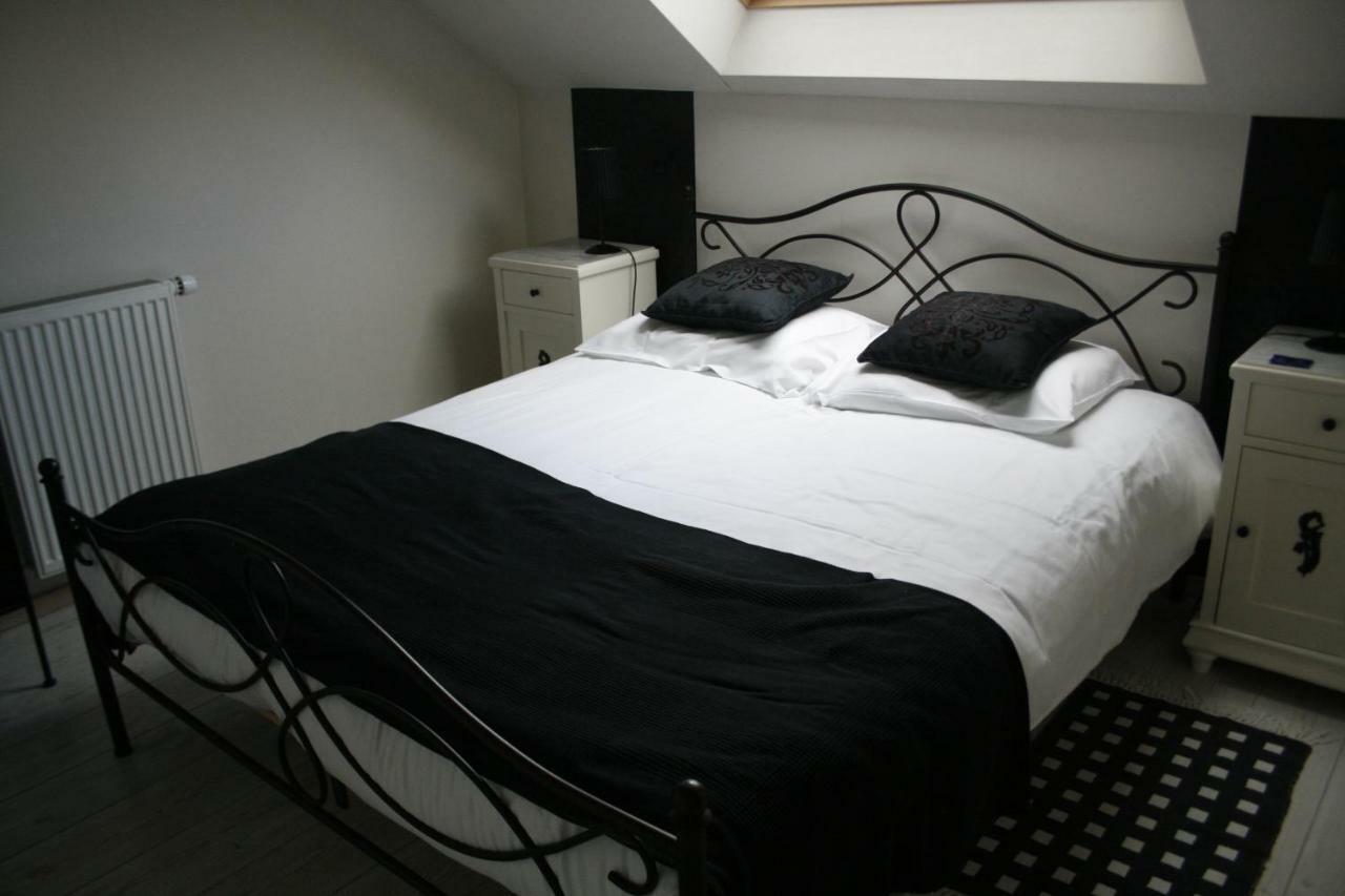 B&B Des4Seigneurs Gedinne Exteriör bild